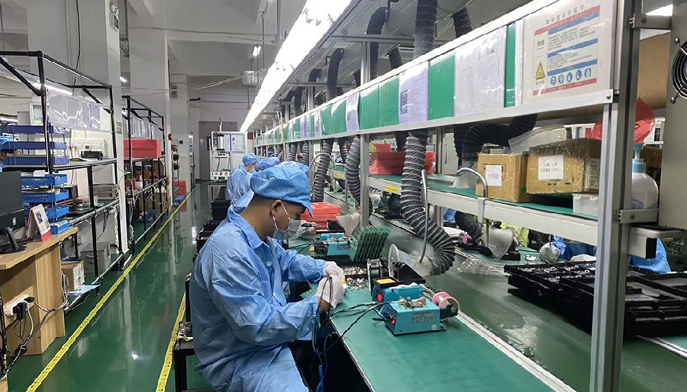 百千成smt后焊加工车间展示图