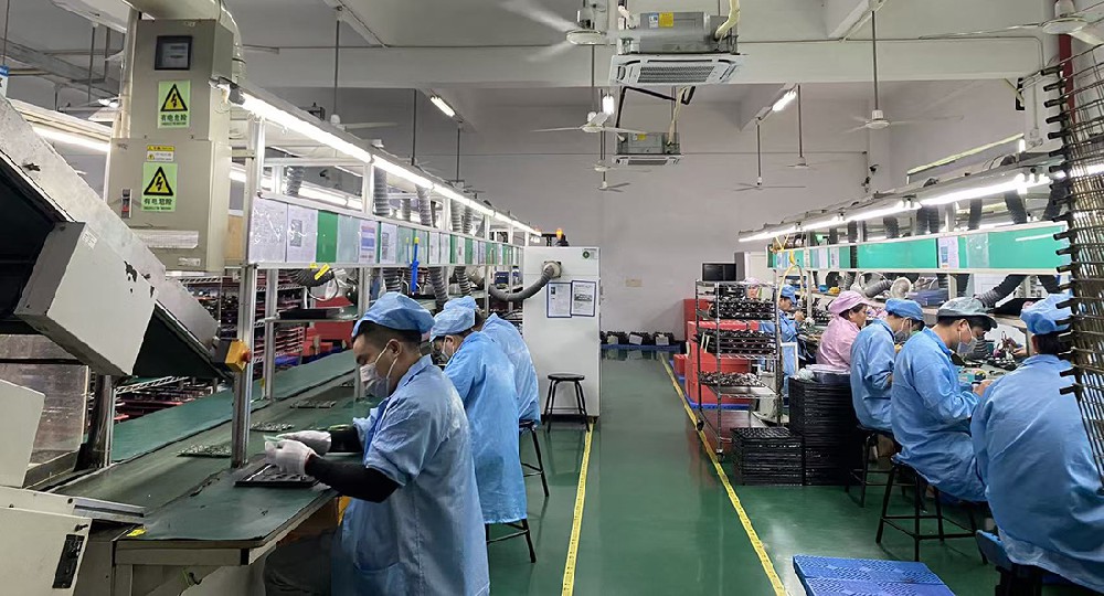 百千成电子SMT贴片加工插件线车间